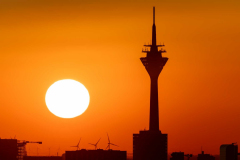12_Markus Peters: Sonnenuntergang über Düsseldorf
